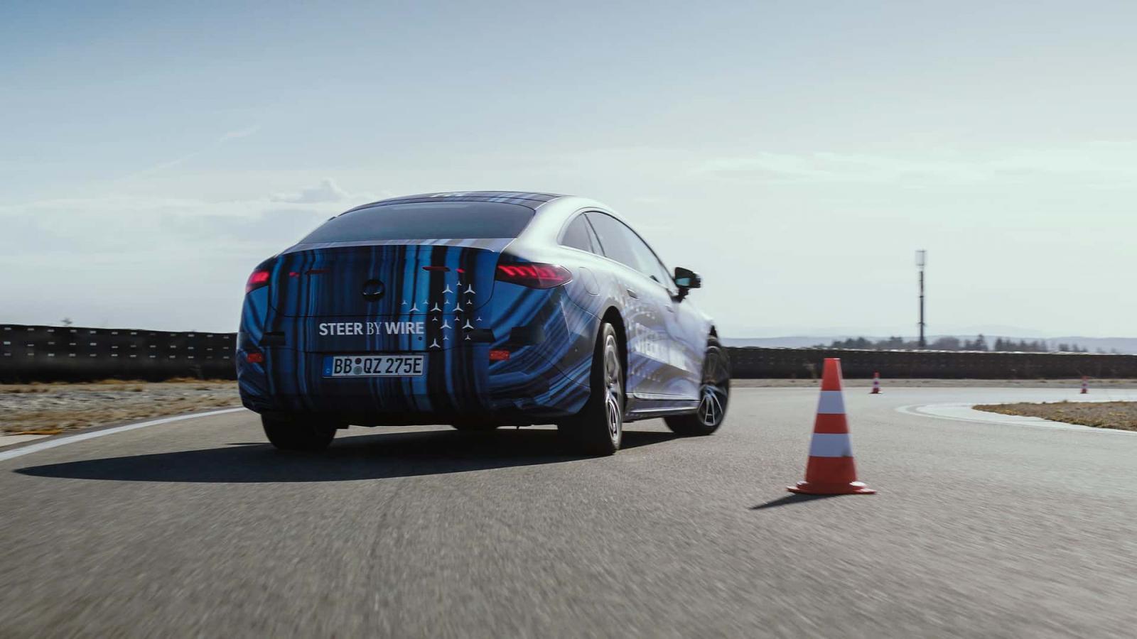 Η Mercedes ετοιμάζει την τεχνολογία steer-by-wire και νέο τιμόνι yoke